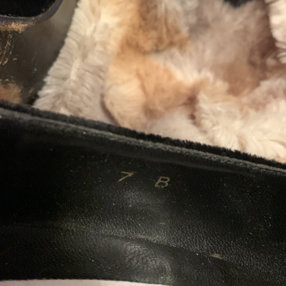 JONATHAN MARTIN Velvet Heels — 7 - Picture 14 of 14